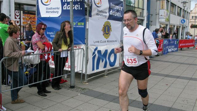 ../Images/BenefizlaufMerseburg2011 (153).jpg